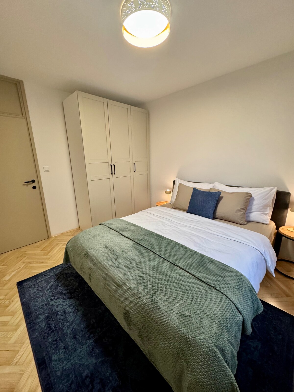 Bedroom detail